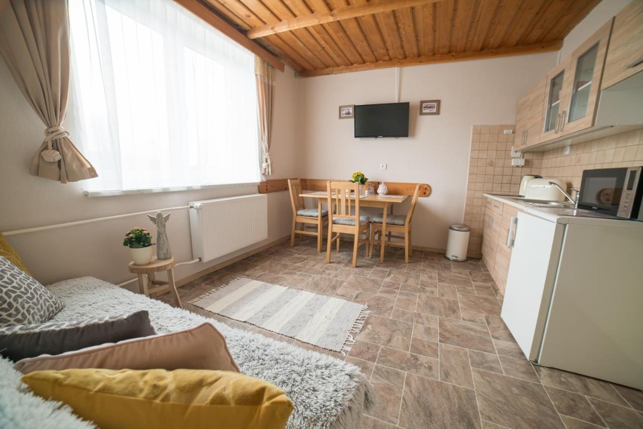 Apartmany U Sjezdovky كفيلدا المظهر الخارجي الصورة